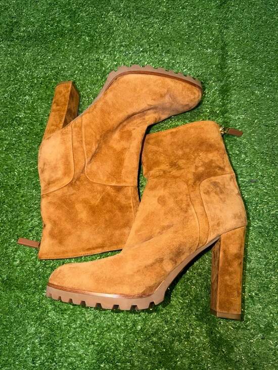 ALDO Women's Tan Suede Lug Sole Block Heel Ankle Booties - Picture 2 of 6